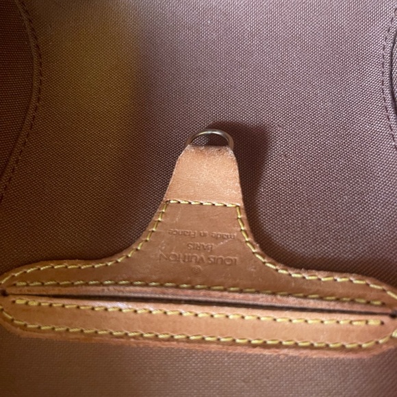 ‼️SOLD‼️Authentic LV Ellipse - Picture 10 of 11